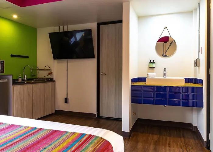 Vive Mx Cuauhtemoc, Trademark By Wyndham