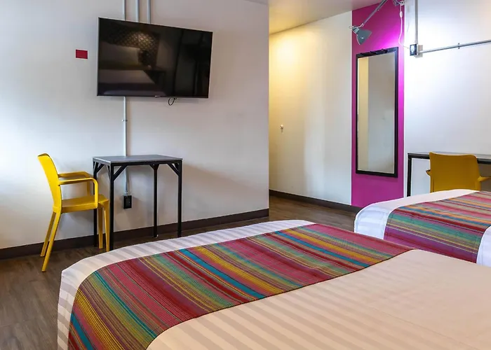 Vive Mx Cuauhtemoc, Trademark By Wyndham Hotel 4*
